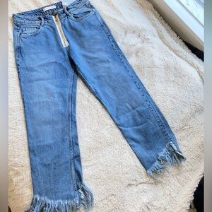 BRAND NEW Zara Capri Jeans